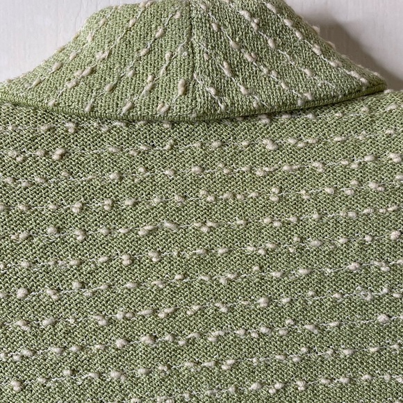 St. John • Santana Knit Green Boucle Skirt Suit • USA - Picture 6 of 14